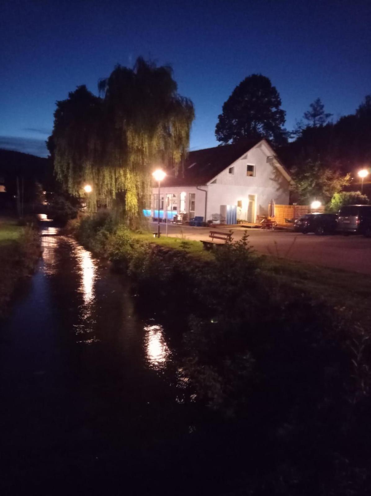 Ferienhaus Am Bach Apartamento Achslach Exterior foto